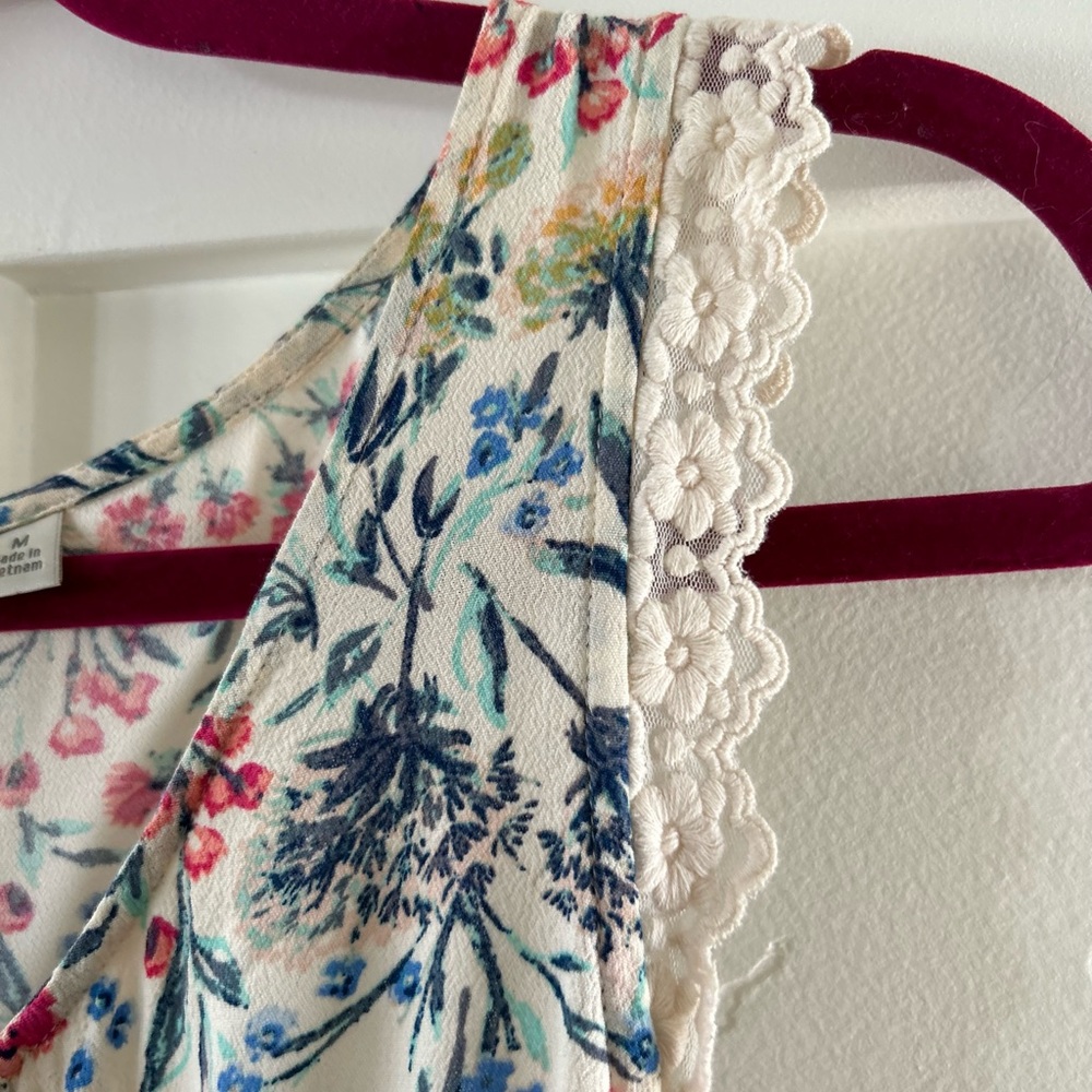 LC Lauren Conrad Cream Floral Midi Dress with Blue Belt - Picture 4 of 8